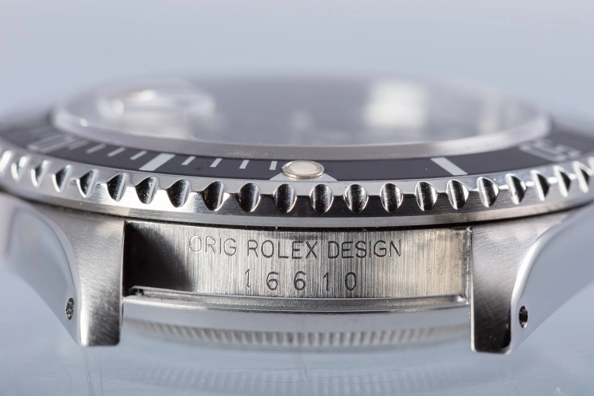 1989 Rolex Submariner 16610 with Box & Papers