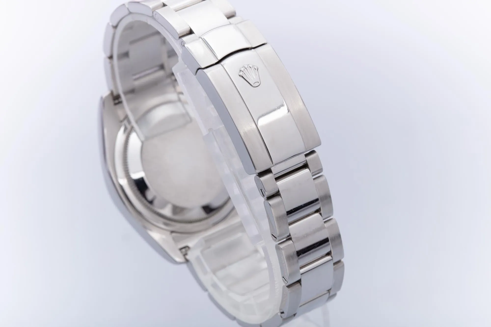 2007 Rolex Datejust 116200 Blue Dial Stick Markers with Roman Numeral Track Ring