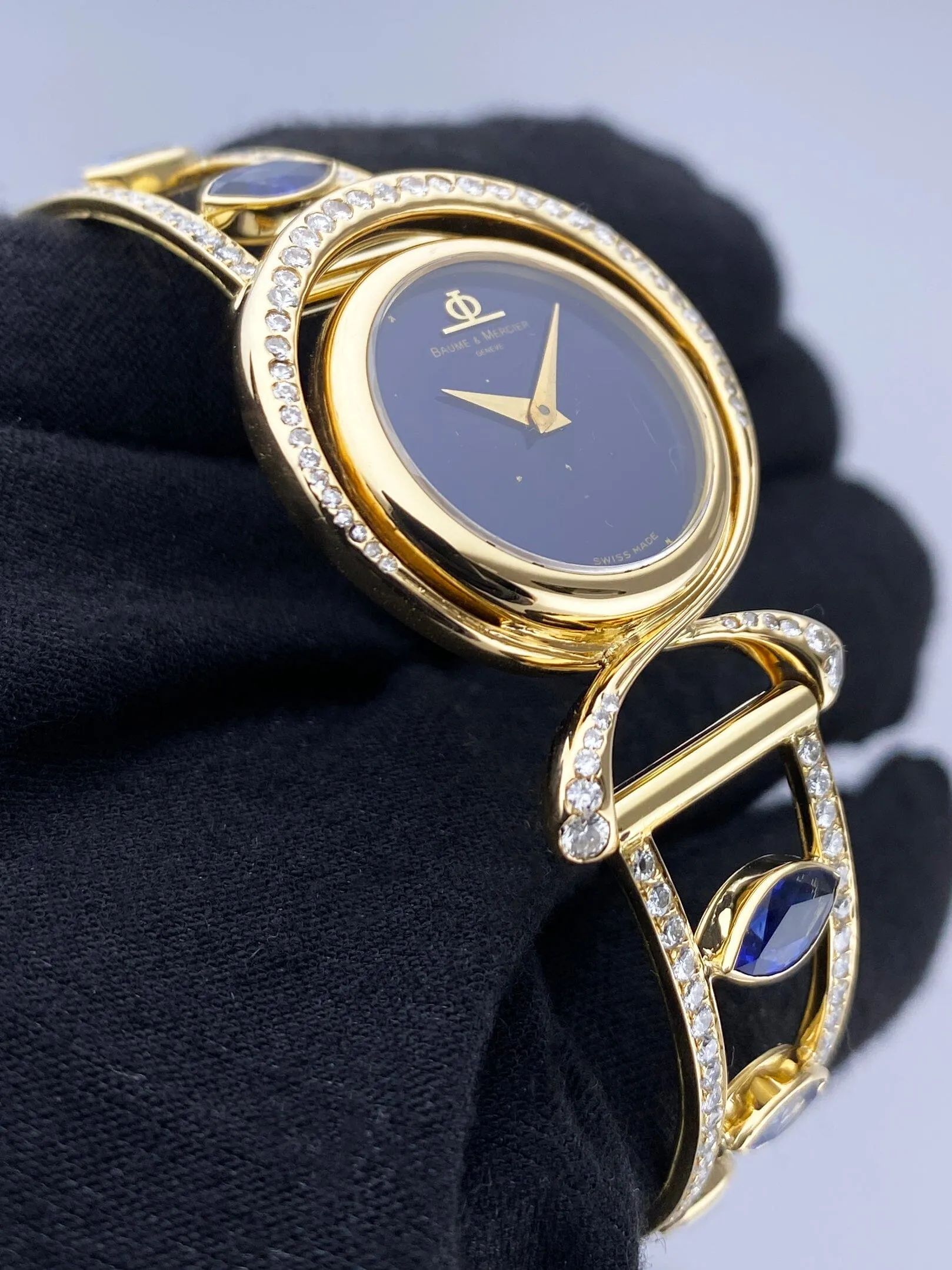 Baume & Mercier 36663 9 Lapis Dial Ladies Watch