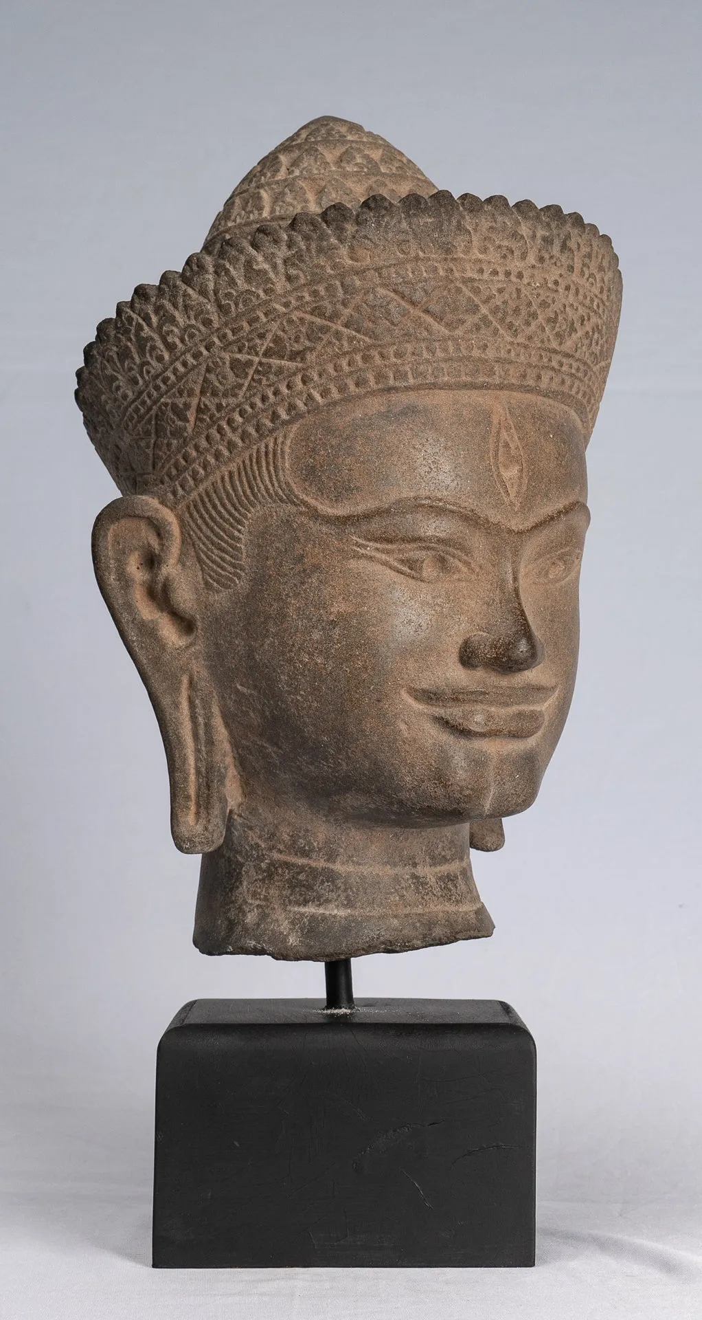 Buddha Statue - Antique Angkor Wat Style Stone Mounted Khmer Buddha Head - 39cm / 16"