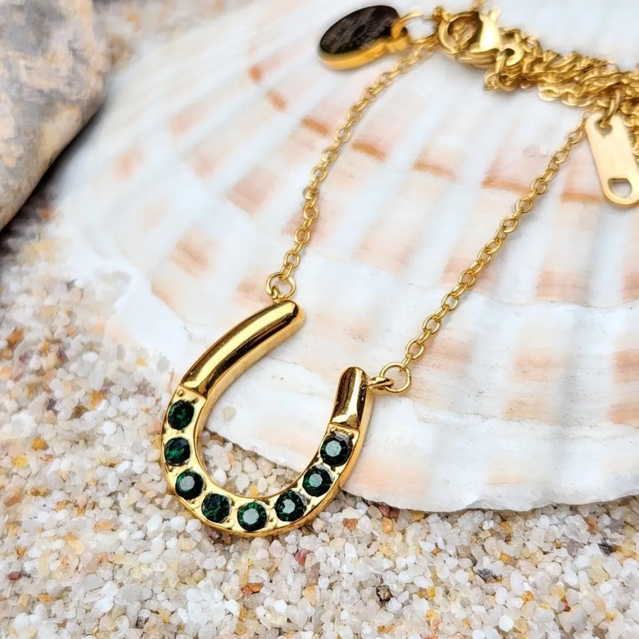 HORSESHOE LUCK  - WATERPROOF 18K GOLD EMERALD NECKLACE