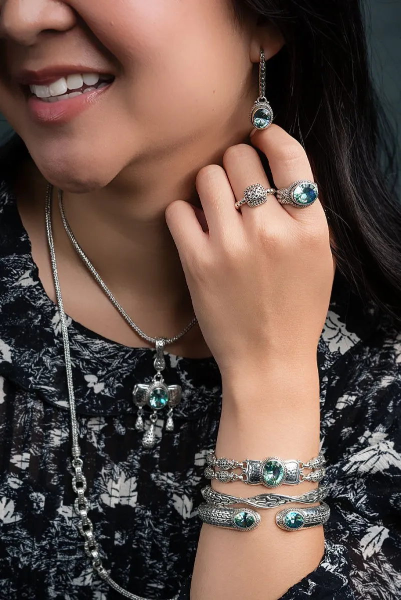Let Us Sing a New Song Bracelet™ in Green Reflections™ Mystic Quartz
