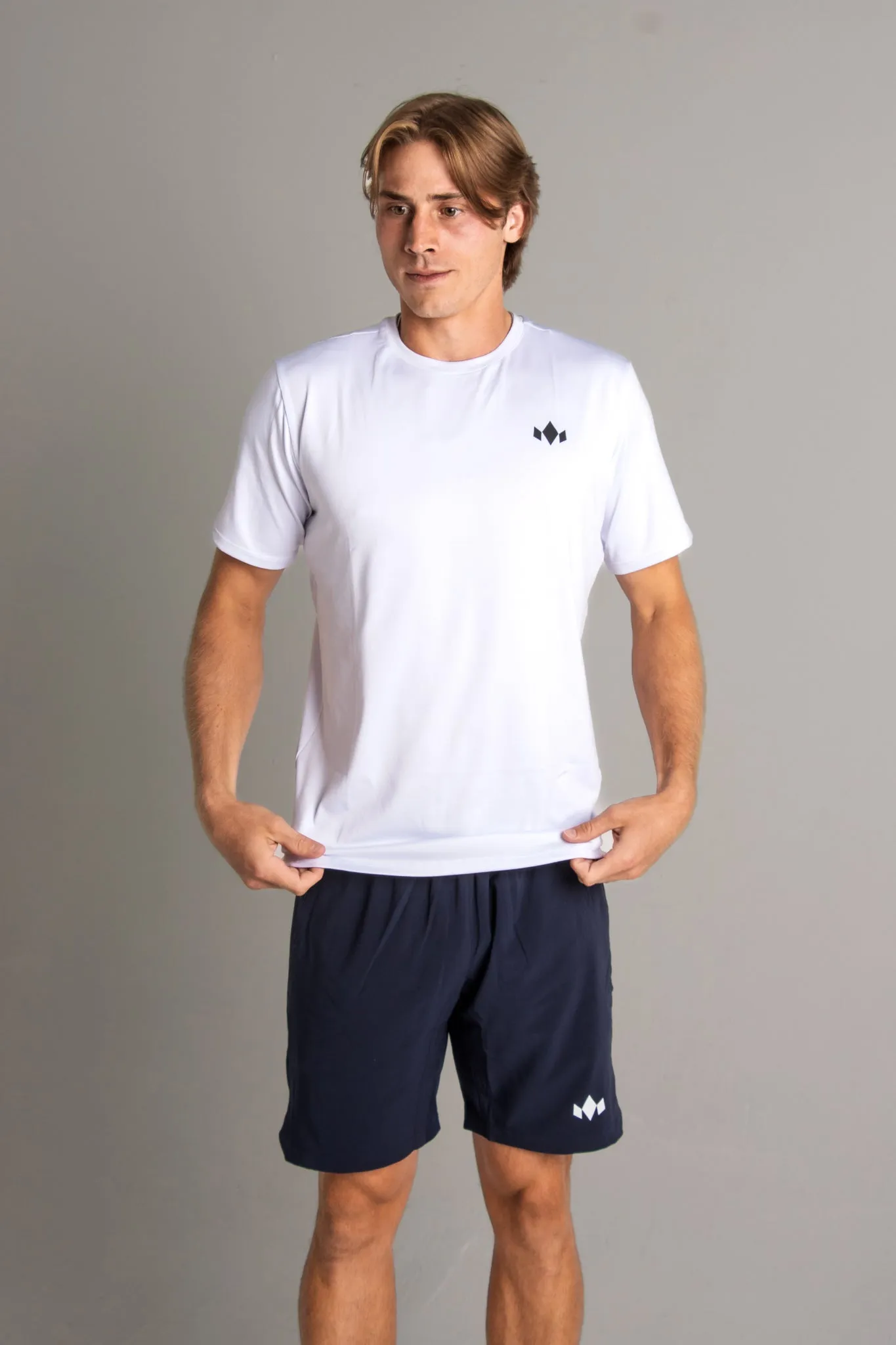 Men's Essential Crew Neck