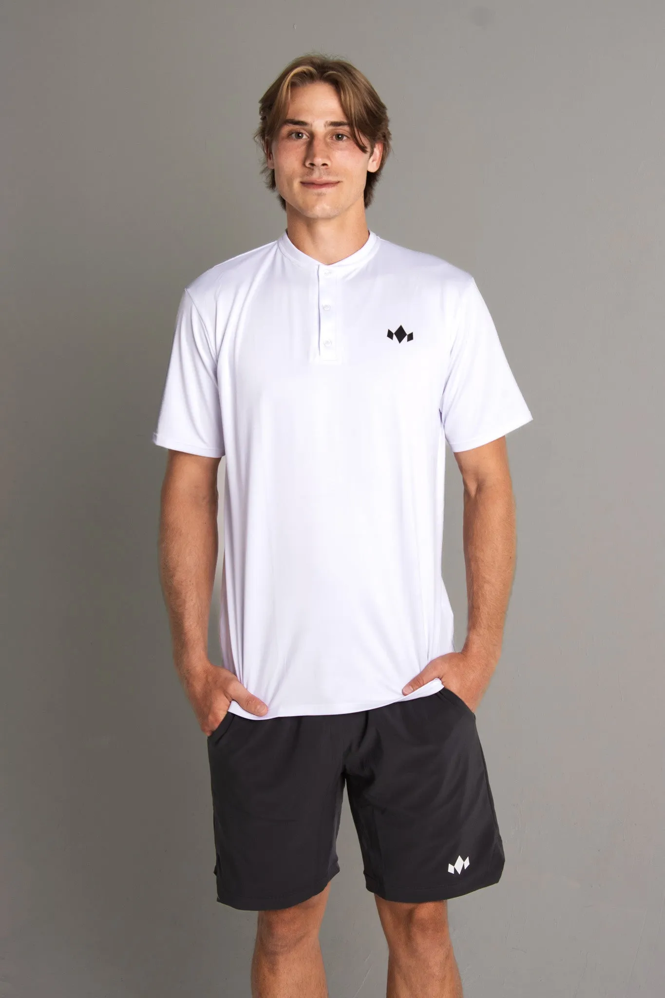 Men's Essential Henley