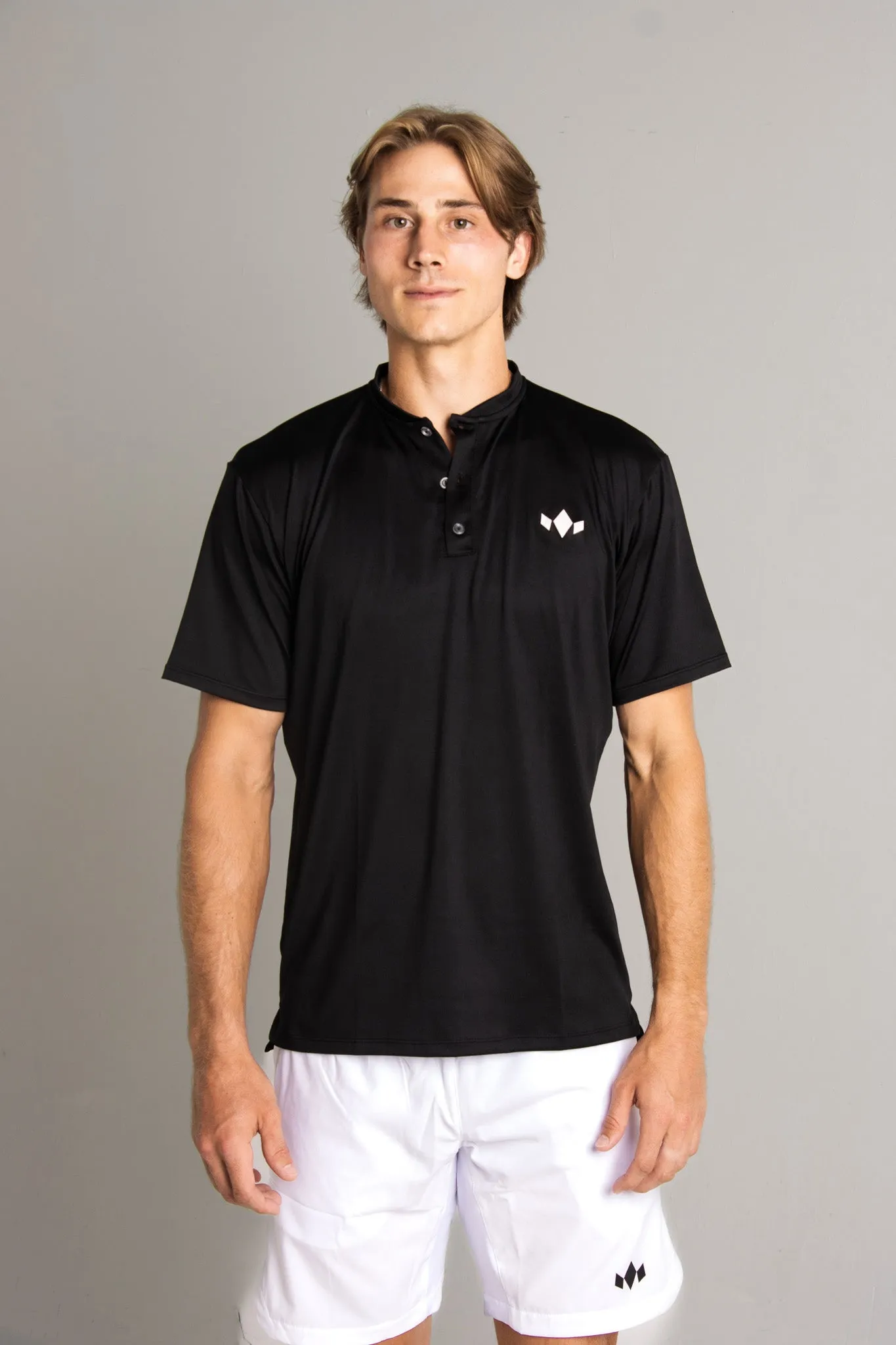Men's Essential Henley