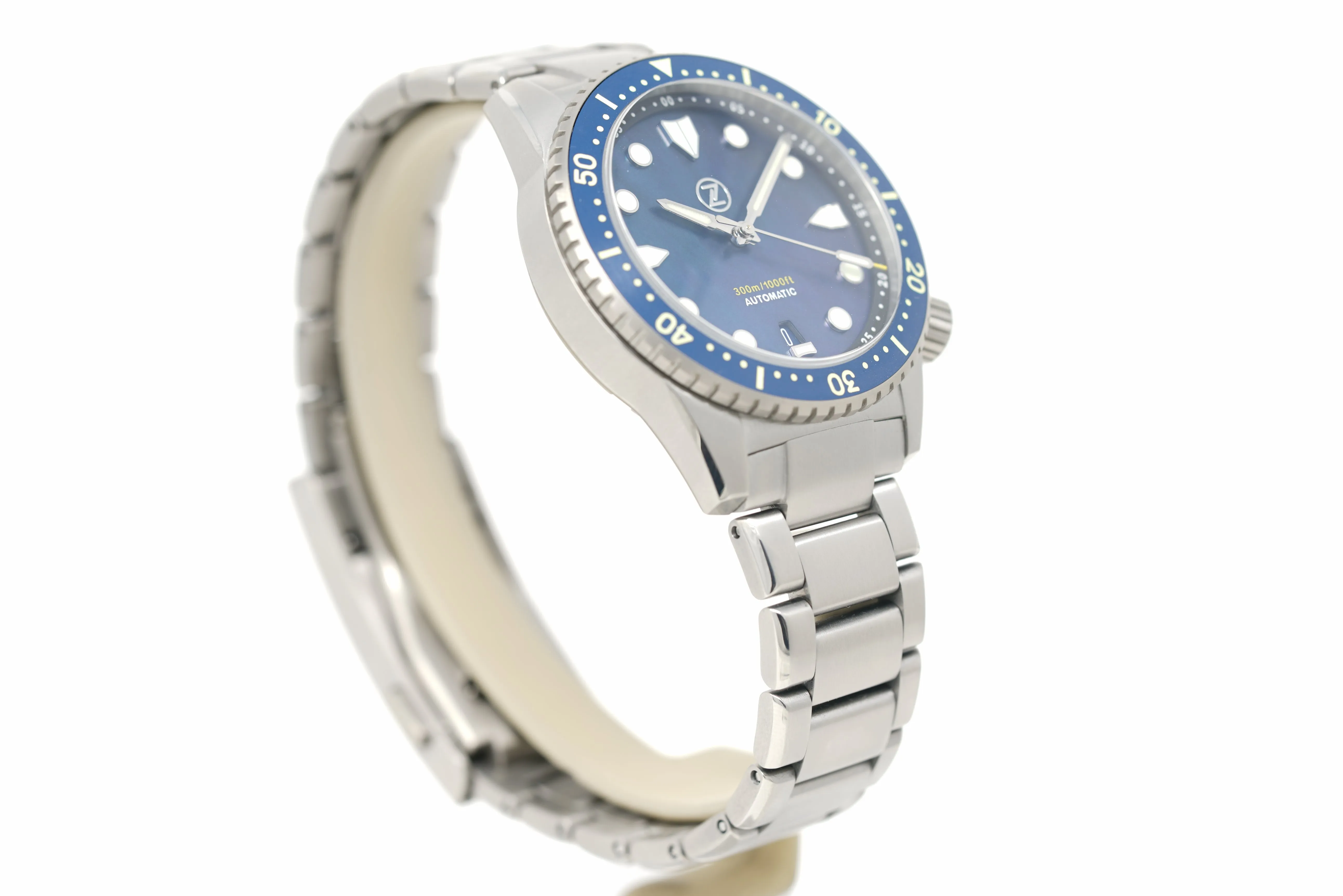 Pre-Owned Zelos Mako V3 Titanium Limited Edition
