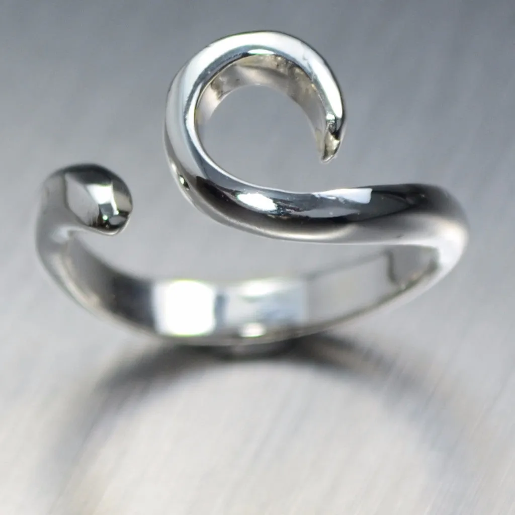 Silver Curl Ring