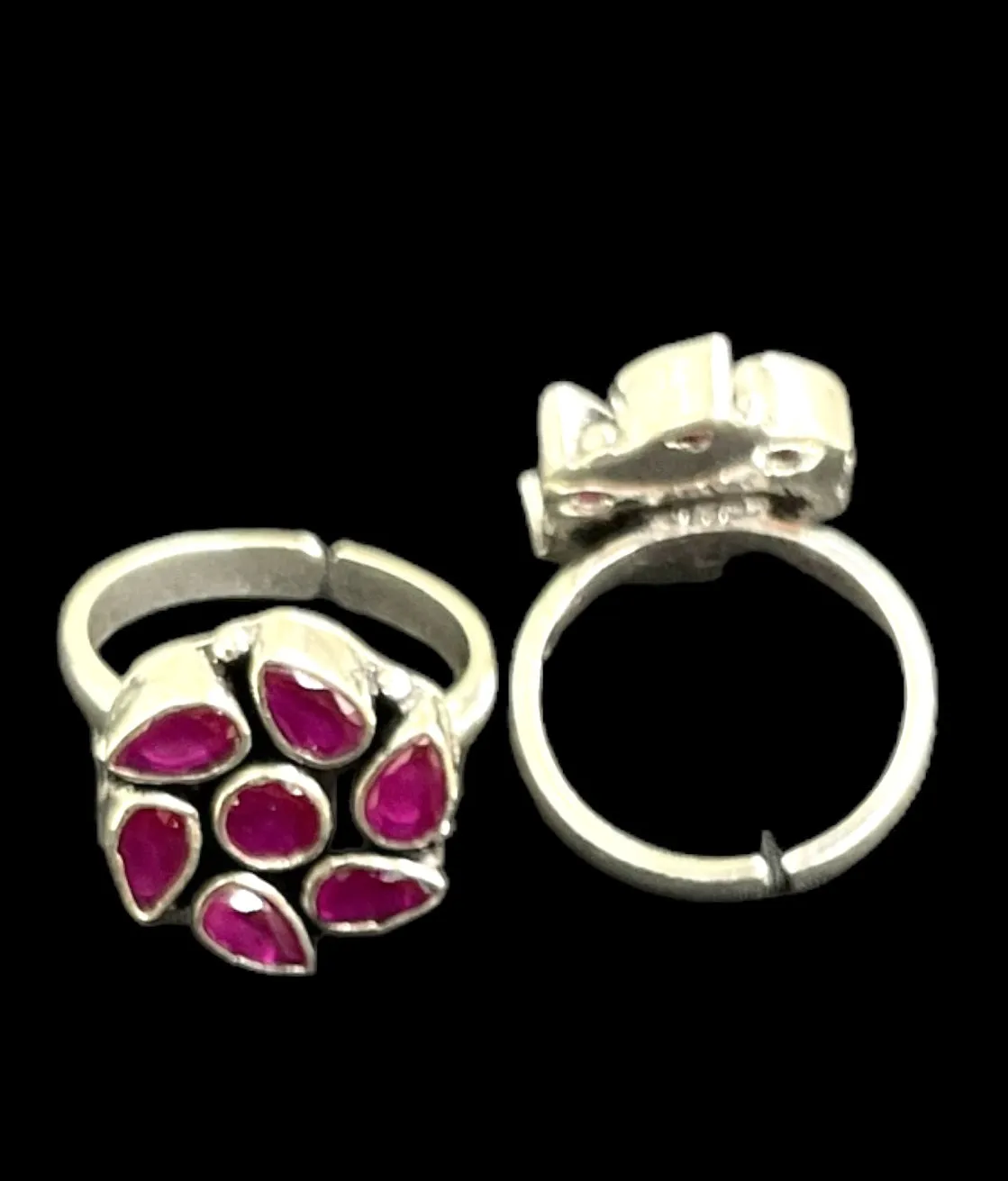 The Akshata Silver Gemstone Toe-Rings (Red)