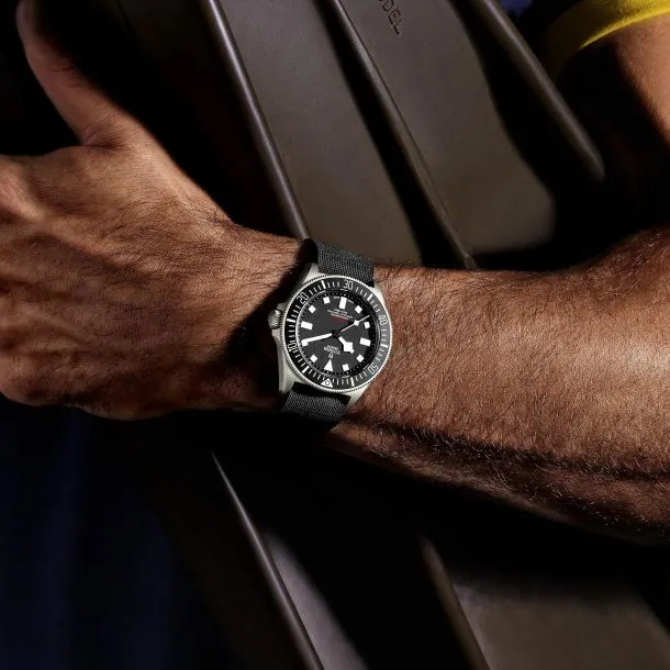 TUDOR Pelagos FXD 42mm Titanium Case, Black Dial, Fabric Bracelet (M25717N-0001)