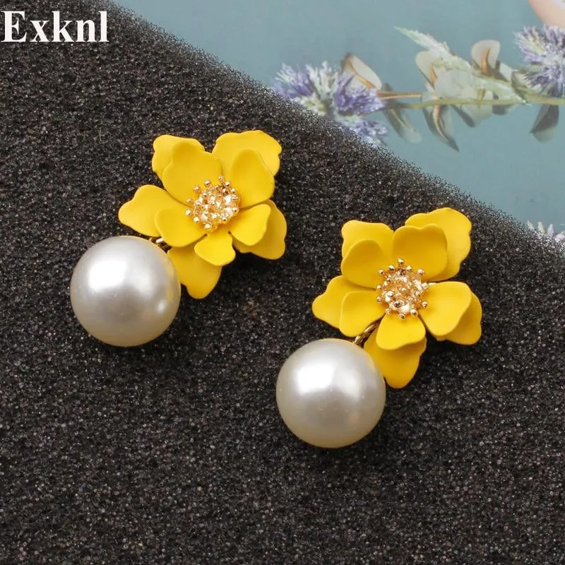 Women Flower Dangle Simulated Pearl Drop Earrings